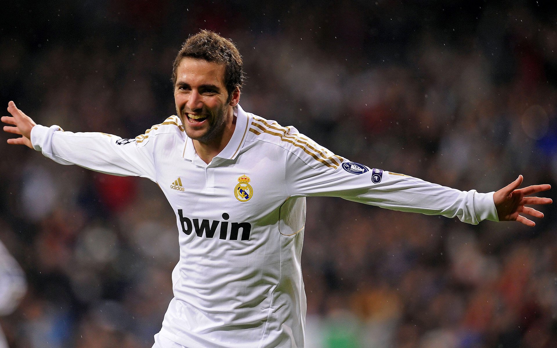 _全民健身月：市民运动热潮持续升温_，全民健身月活动方案